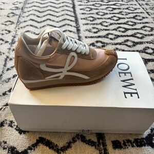 LOEWE Ballet Runner Sneakers – Size 38 – Neutral/Tan